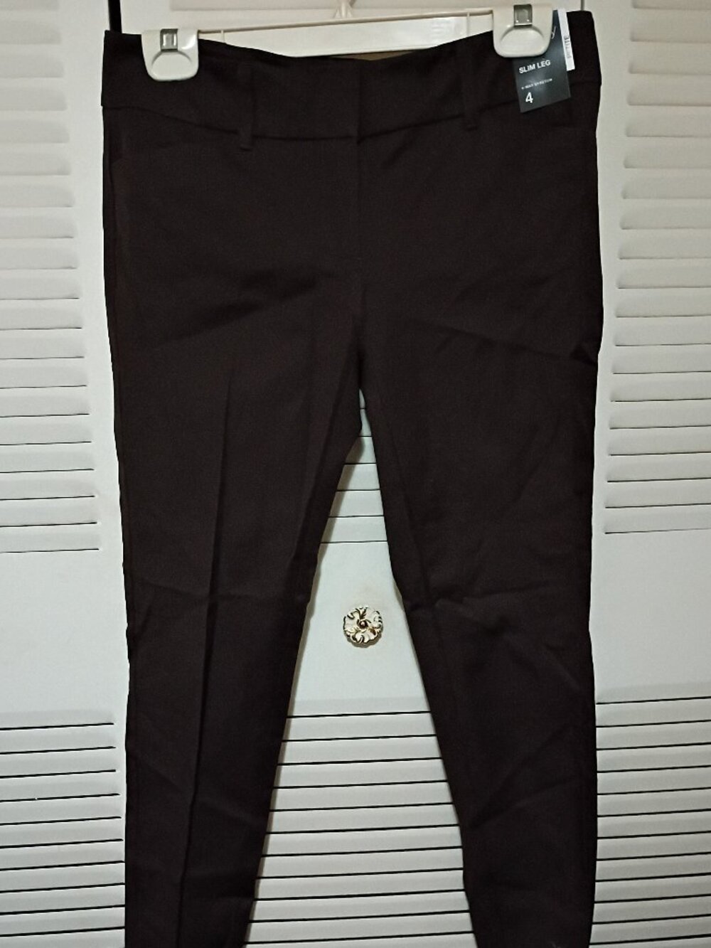 NY & CO 7th Avenue Design Studio Audrey Brown Slim Leg 4 Way Stretch Pants 4P 4